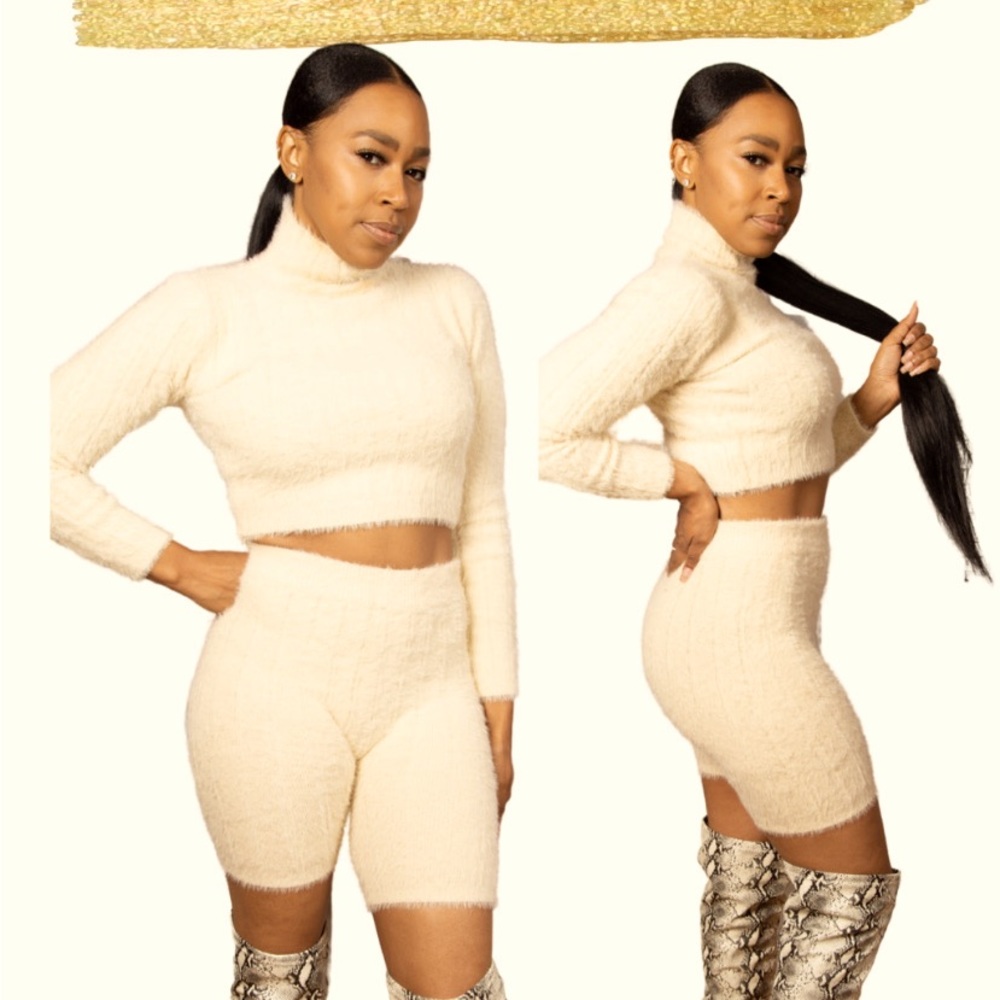 Fuzzy me cream set